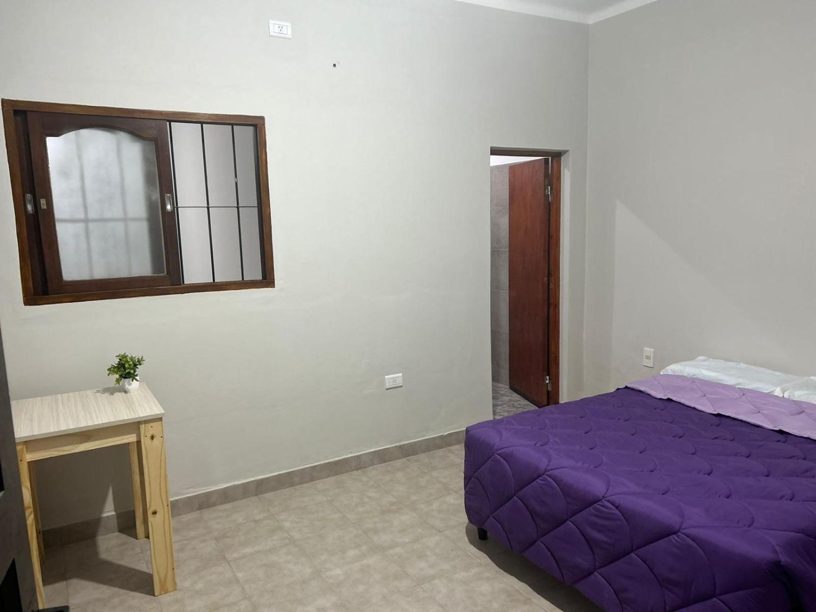 R745 Habitación en casa particular *